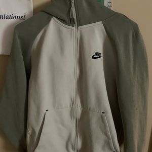 Nike tech fleece hoodie